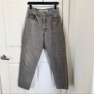 Vintage High Rise Mom Jeans.